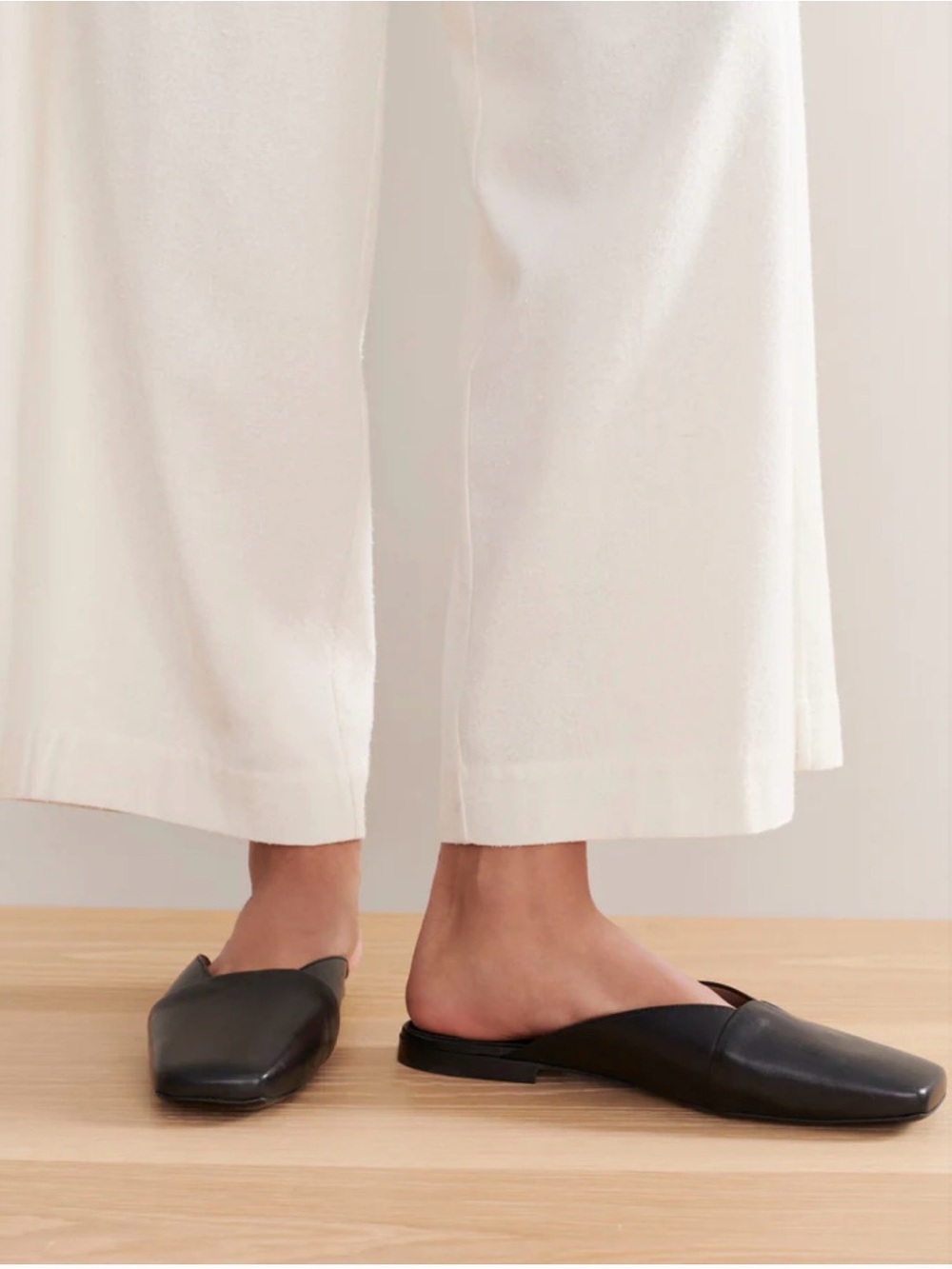 JENNI KAYNE Mia Mule Black Leather square toe slide Italy Sz 40, 9 - Picture 3 of 7